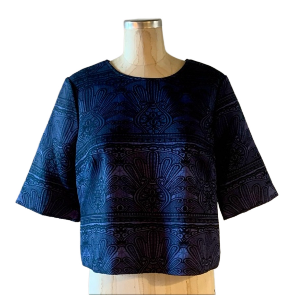 BCBG Women's Black & Navy Patterned Short Sleeve Crop Top Size Small New w/Tags